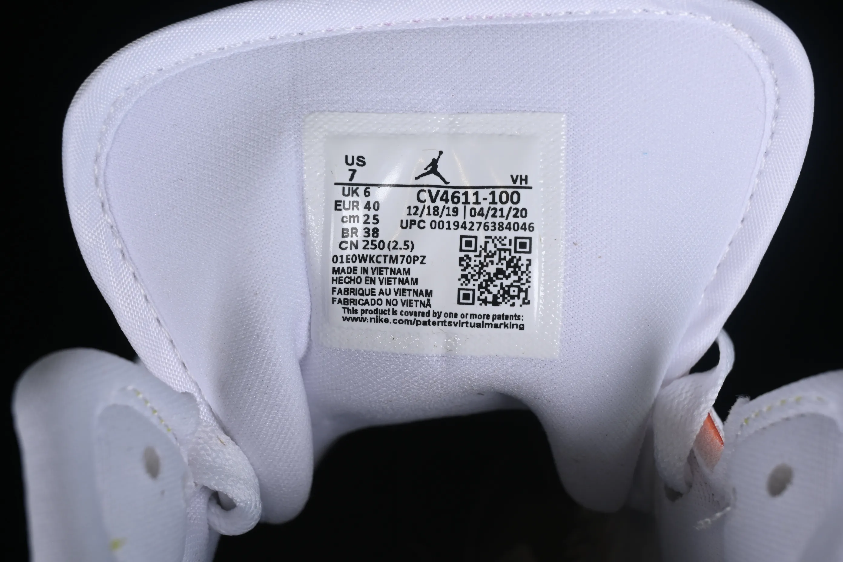All Categories Air Jordan Jordan Series Basketball Shoes Air Jordan 1 Mid Air Jordan 1 Mid AJ1 Joe 1 Jelly Candy China Cultural Leisure Sneakers CV4611-100
